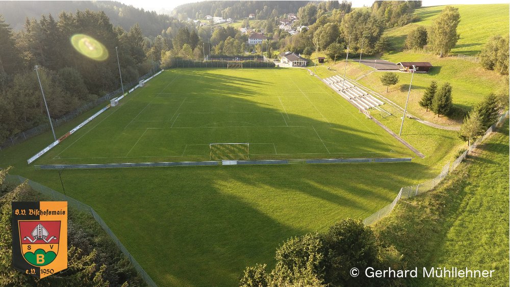 Fu&szlig;balplatz Hochbruck